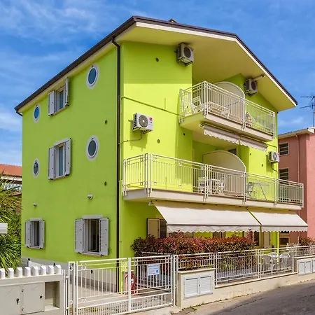 Holiday home Green House