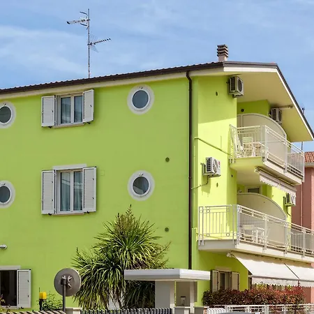Green House Holiday home *